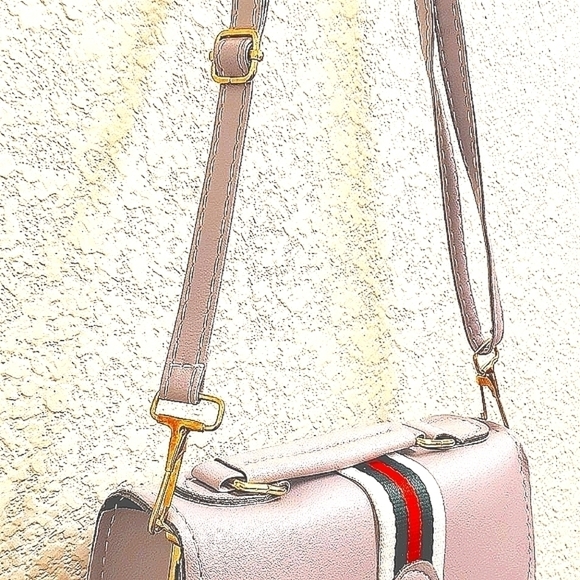 Premium Crossbody Bag Purse - Picture 9 of 11